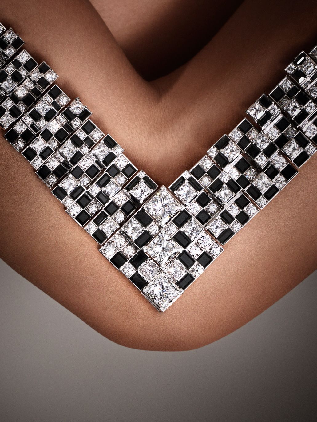 You are currently viewing 卡地亚高级珠宝2021<br>Cartier High Jewellery 2021-Sixieme Sens Par Cartier